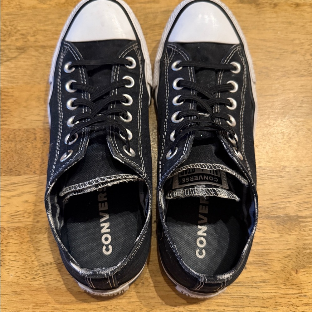 Converse Women Black Low Cut Chucks